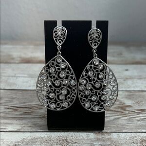 Elegant Silver Teardrop Earrings